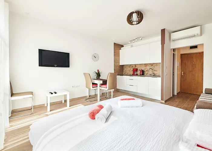 아파트 Lena 우마그