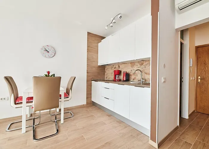 Apartman Lena